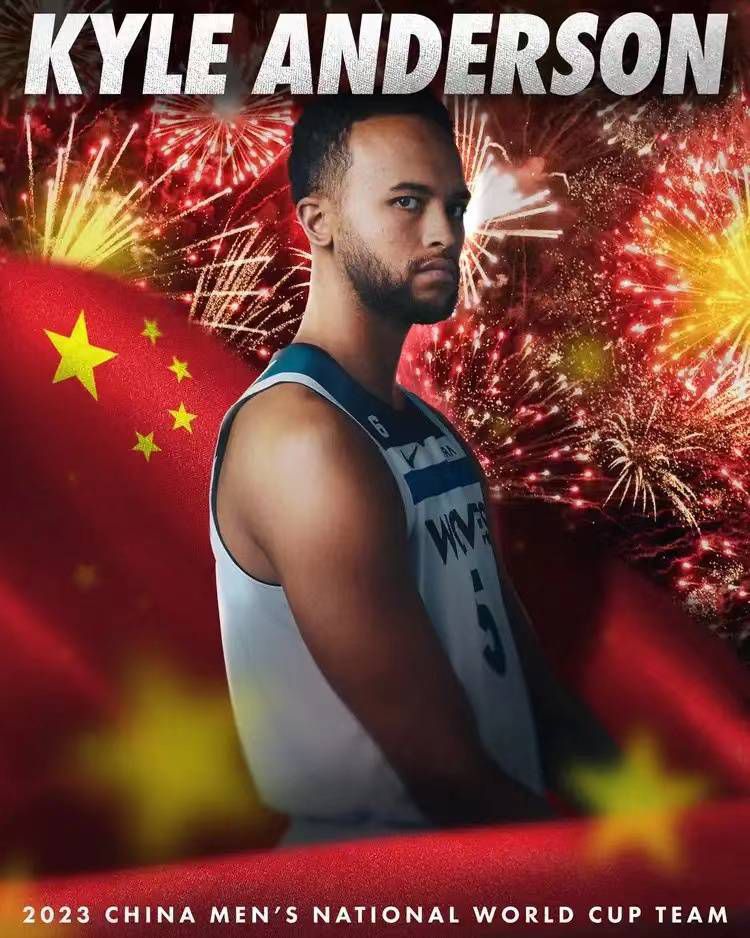 他很无私，在场上总是为球队付出很多努力，他真的踢得非常努力。